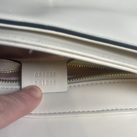 Gucci Arli Calf Skin Leather Crossbody - Picture 6 of 9